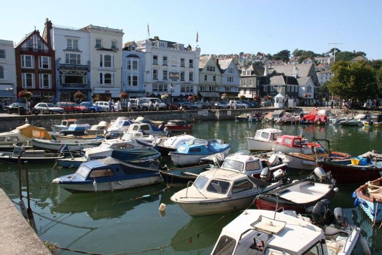 Number 20 - Central, Classic Style, Private And Parking Dartmouth Kültér fotó